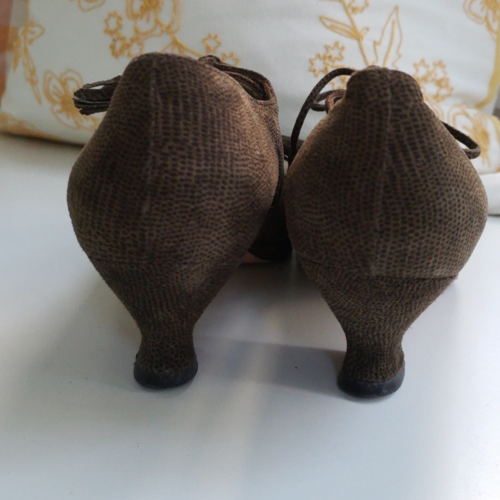 🔥HP🔥VTG Joan&David khaki/brown suede heels, 7 1/2 - Picture 4 of 8